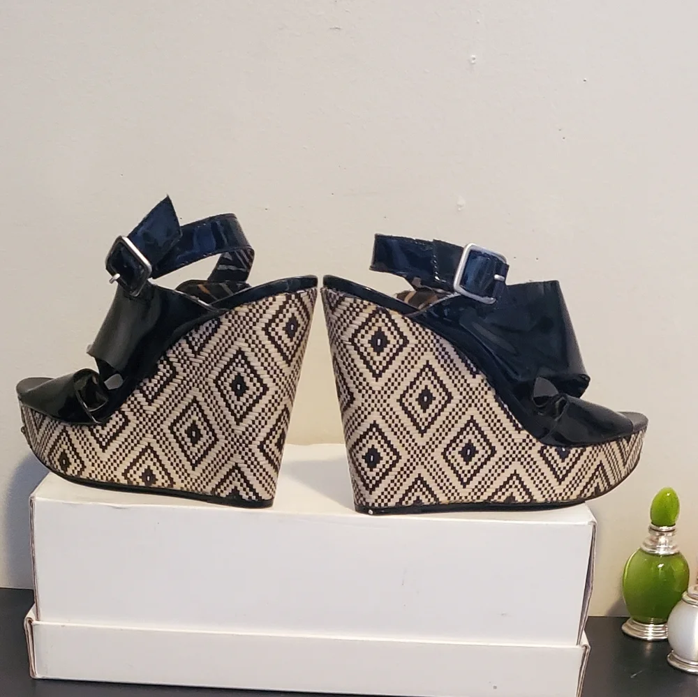 BCBGeneration Wedges - Picture 7 of 7